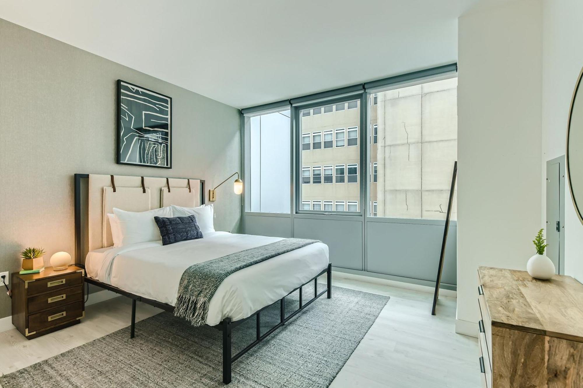 Апарт отель Sentral Michigan Avenue Чикаго Номер фото Bedroom